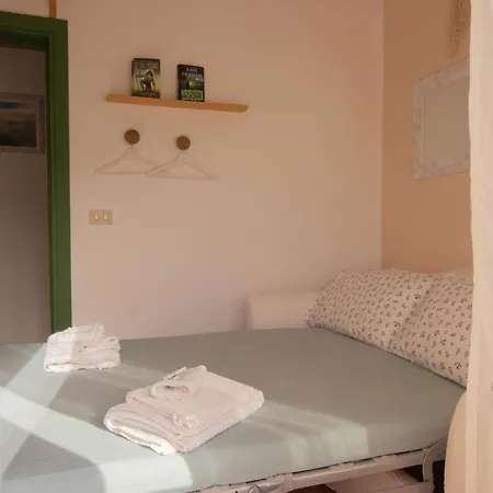 Sea Front Fantastic With One Car Private Open Parking * Terracina