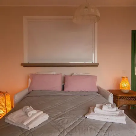 Apartment Sea Front Fantastic With One Car Private Open Parking